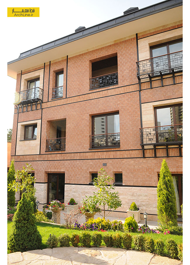 تصویر معماری و طراحی نما ساختمان مسکونی سیف، محمدرضا نیکبخت با آجر سنتی حیدری